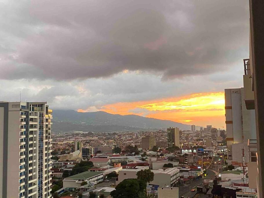 Penthouse En Los Yoses, Vista De Los Dioses Fast Wifi San José Exterior foto